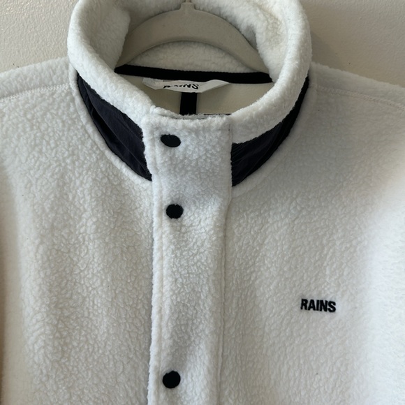 Rains NWT Long Fleece Jacket - Size Large (Color - Fossil) - Picture 8 of 11